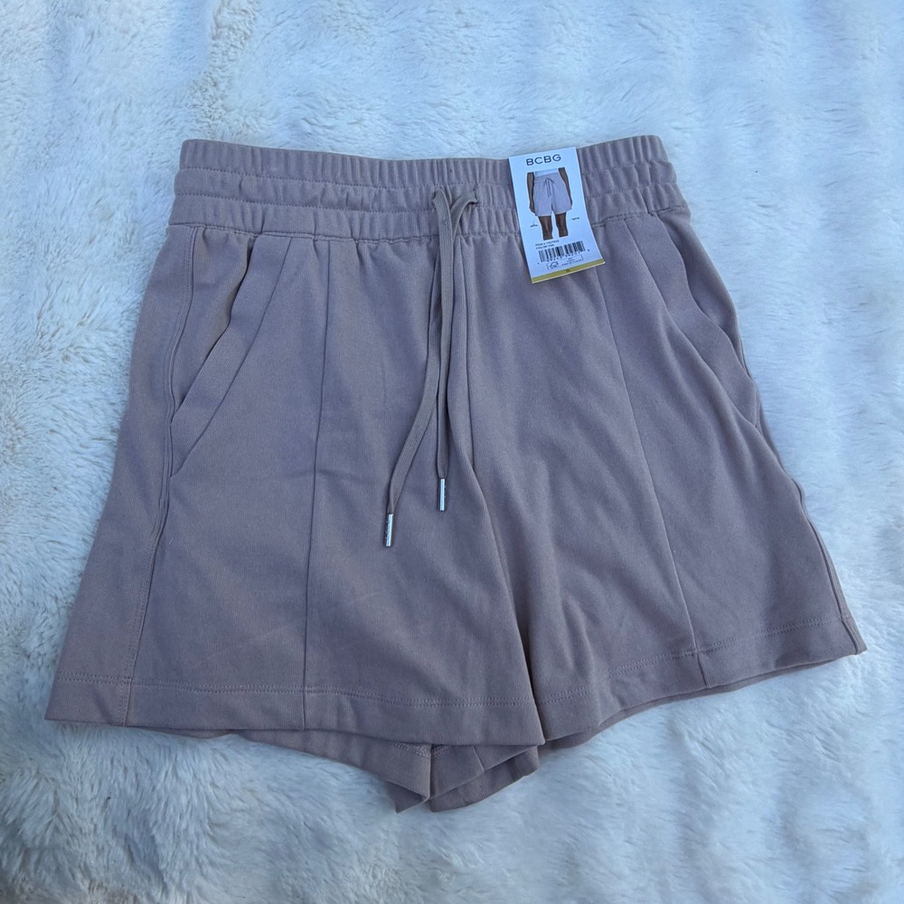 BCBG Womens Tan Ribbed Lounge Shorts Drawstring Elastic Waist Pockets Size S NEW